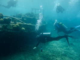 Divers at the Tug Boat IMG 7754